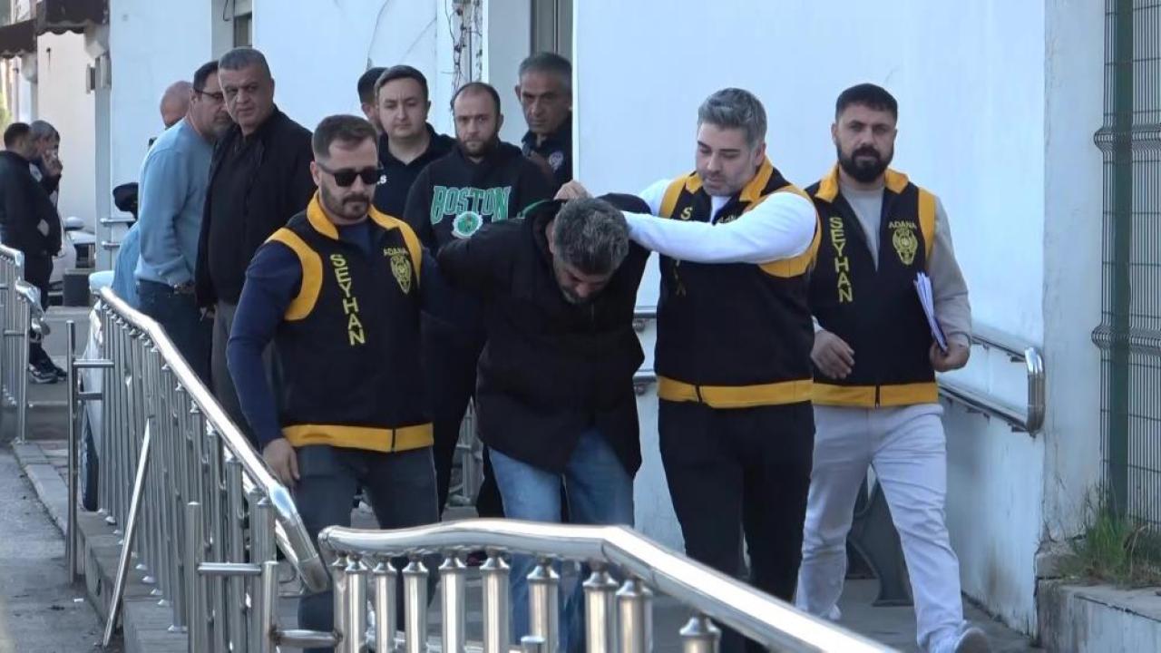 Katil Yazar! Yıllarca Sahte Kimlikle Dolaşmış