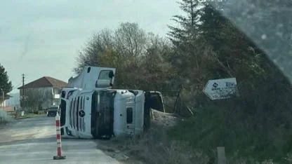 Kontrolden Çıktı, Devrildi