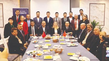 “LİYAKAT KIRMIZI ÇİZGİMİZ”