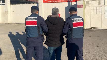 Dolandırıcılıktan Aranıyordu,Operasyonla Yakalandı