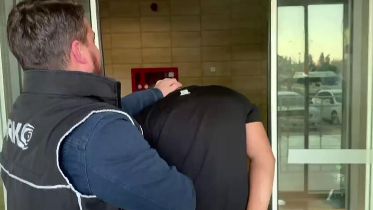 Sarıçam'da Firari Operasyonu:Kıskıvrak Yakalandı