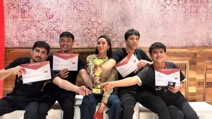 Seyhan İstiklal Anadolu Lisesi Bowlingde Adana Şampiyonu Oldu