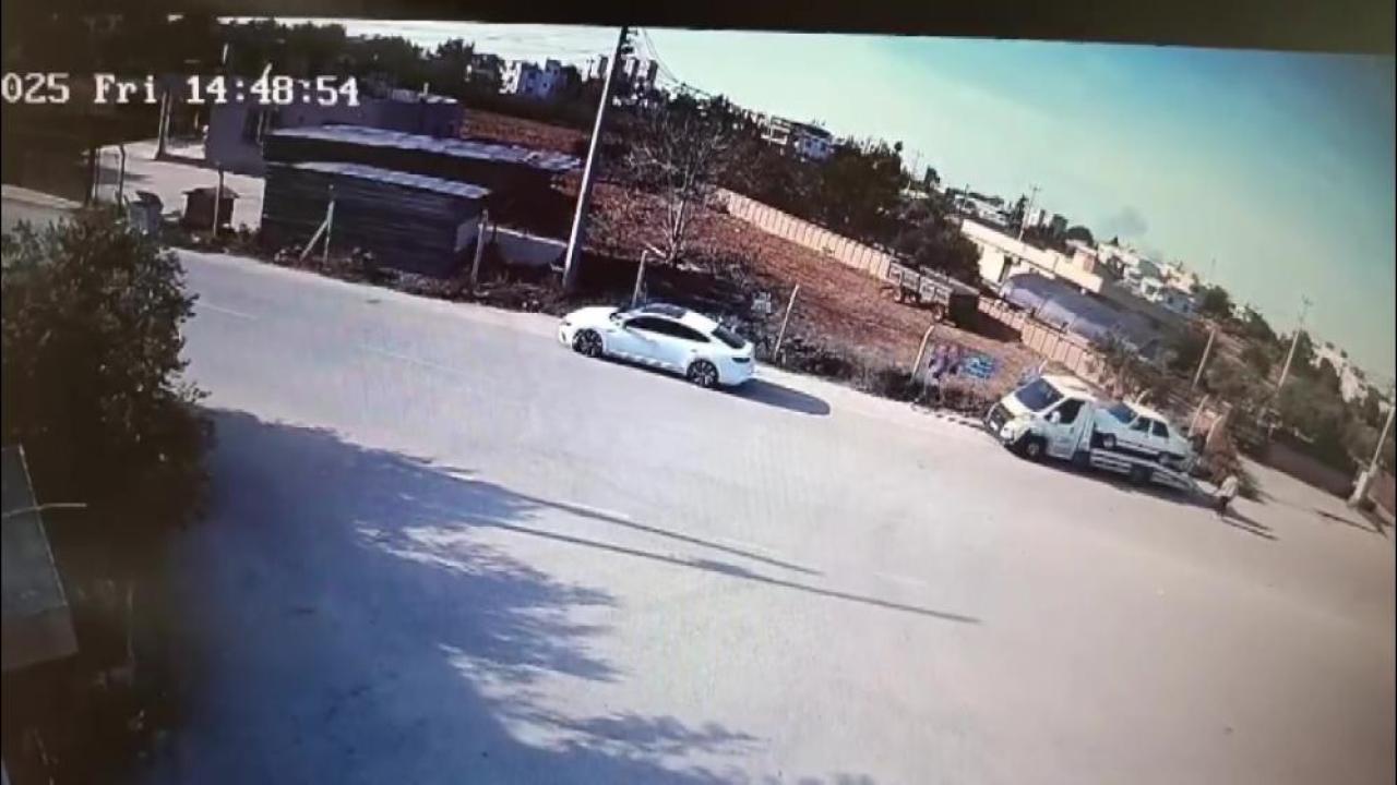 Teelfonu Böyle Çalmış