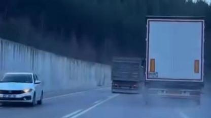 Trafikte Sollama Dehşeti:O Anlar Kamerada