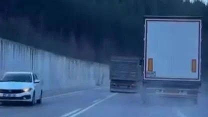 Trafikte Sollama Dehşeti:O Anlar Kamerada