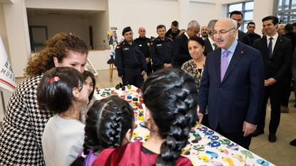 Vali Köşger’den Geri Gönderme Merkezine Ziyaret