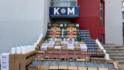 Yılbaşı Öncesi Sıkı Denetim:4 Ton Etil Alkol Ele Geçirildi