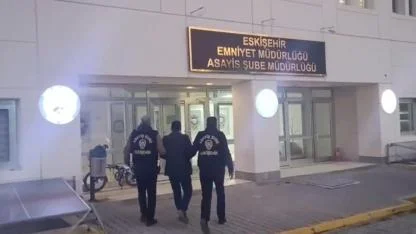 52 Yıl Hapis Cezasıyla Aranıyorlardı, Kıskıvrak Yakalandılar