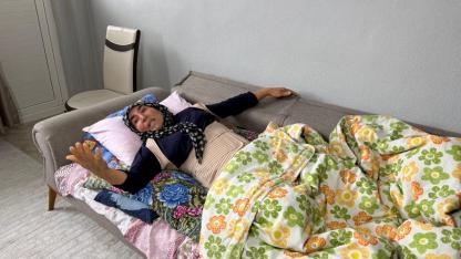 Acımasızca Darp Ettiler!