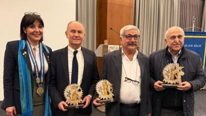 Adana Rotary Kulubü’nün Bilim, Sanat ve Sinemada Meslek Ödülleri Dağıtıldı