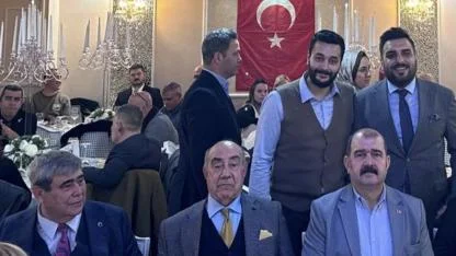 Bayrak Sevgisi Birleştirdi!