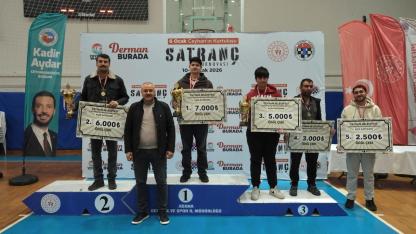 Ceyhan’ın Kurtuluşu Satranç Turnuvası'na Yoğun İlgi