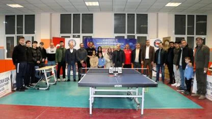 Eğitim-Bir-Sen'den Ödüllü 2. Masa Tenisi Turnuvası