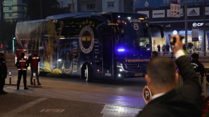 Fenerbahçe Kafilesi Adana'da