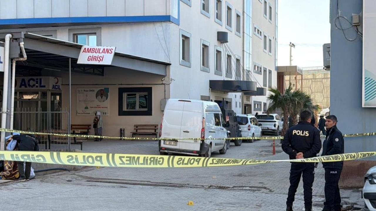 İki Grup Arasında Silahlı Kavga:10 Gözaltı