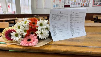 Karne Günü'nde Hüzün:Öldürülen Kardeşler Çiçeklerle Anıldı