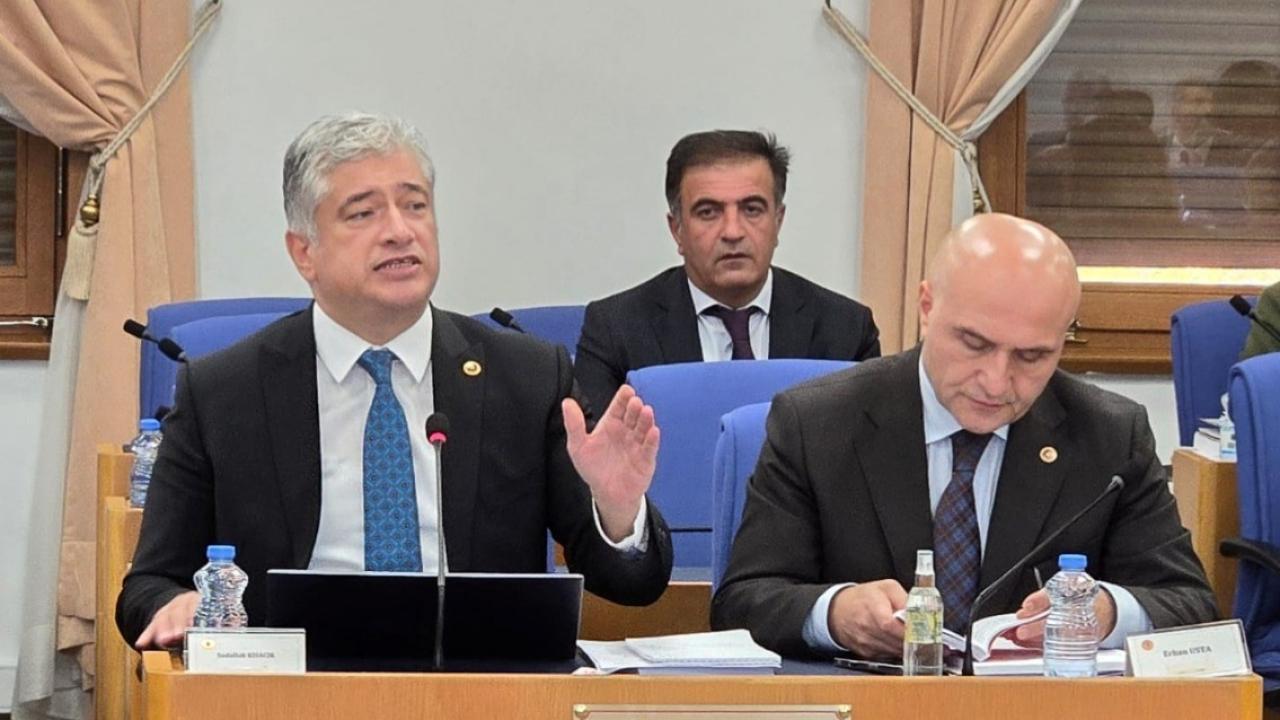 Kısacık:''Bir İktidar Açlık Sınırının Altında Maaş Öneremez''