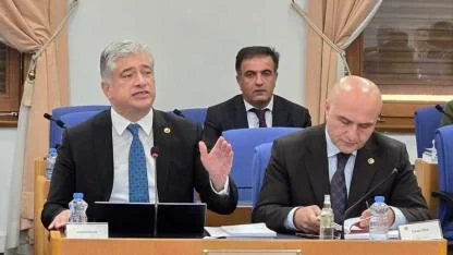 Kısacık:''Bir İktidar Açlık Sınırının Altında Maaş Öneremez''