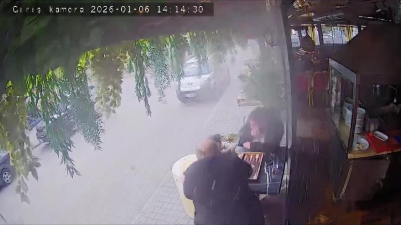 Klima Borusu Bomba Gibi Patladı