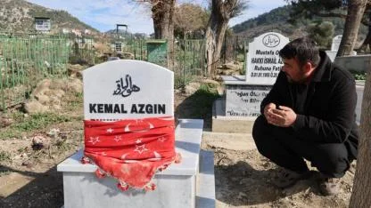 Maganda Kurşunuyla Ölen Öğlunun Kabrinde Ağladı