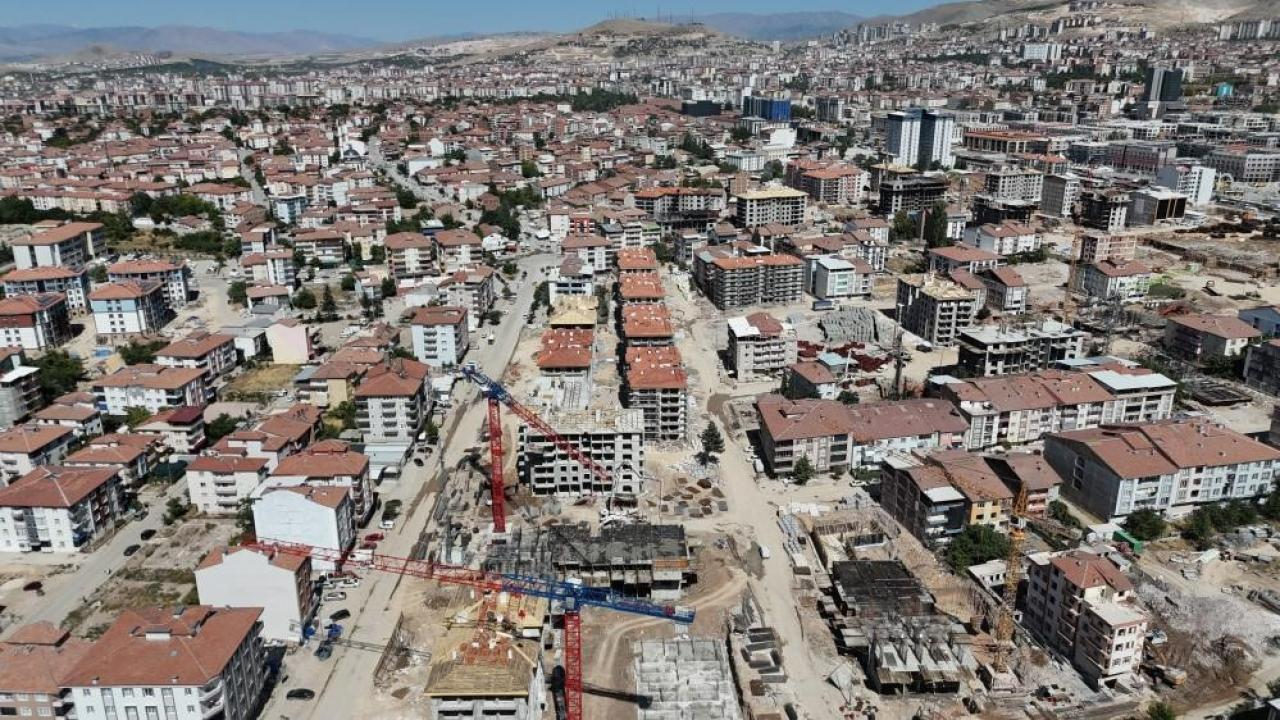 Malatya'da Deprem Davalarında Karar:16 Sanığa Hapis,5 Tutuklama