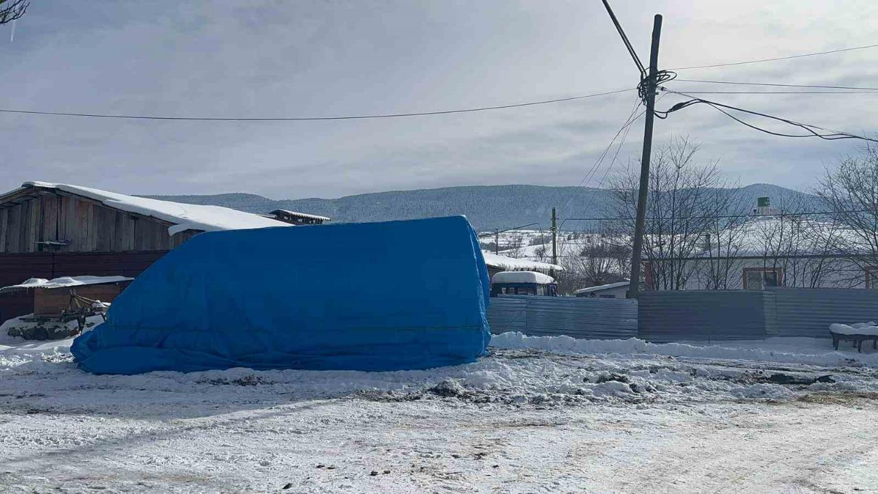 Minibüsü Yanarken Kalp Krizi Geçirdi