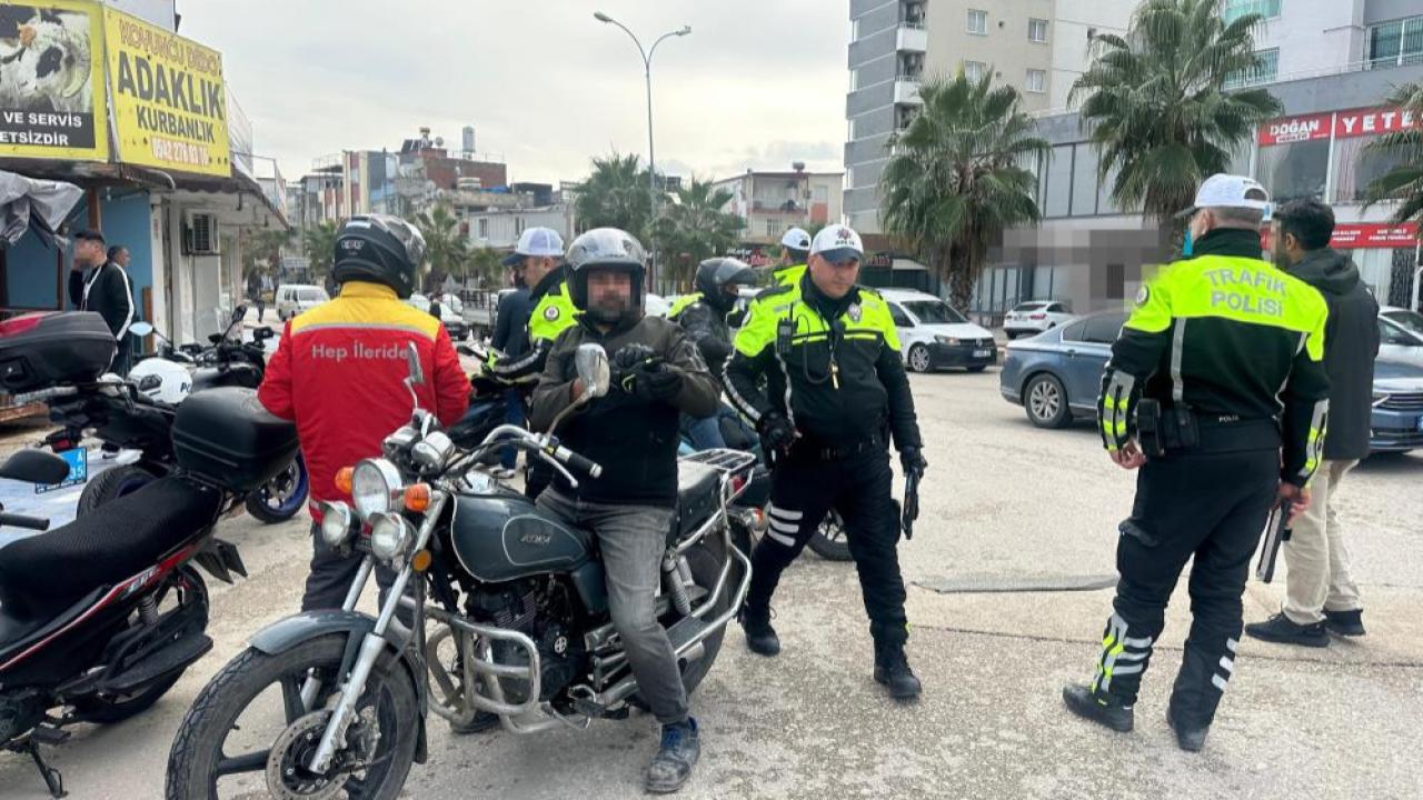 Motosiklet Sürücülerine Ceza Yağdı