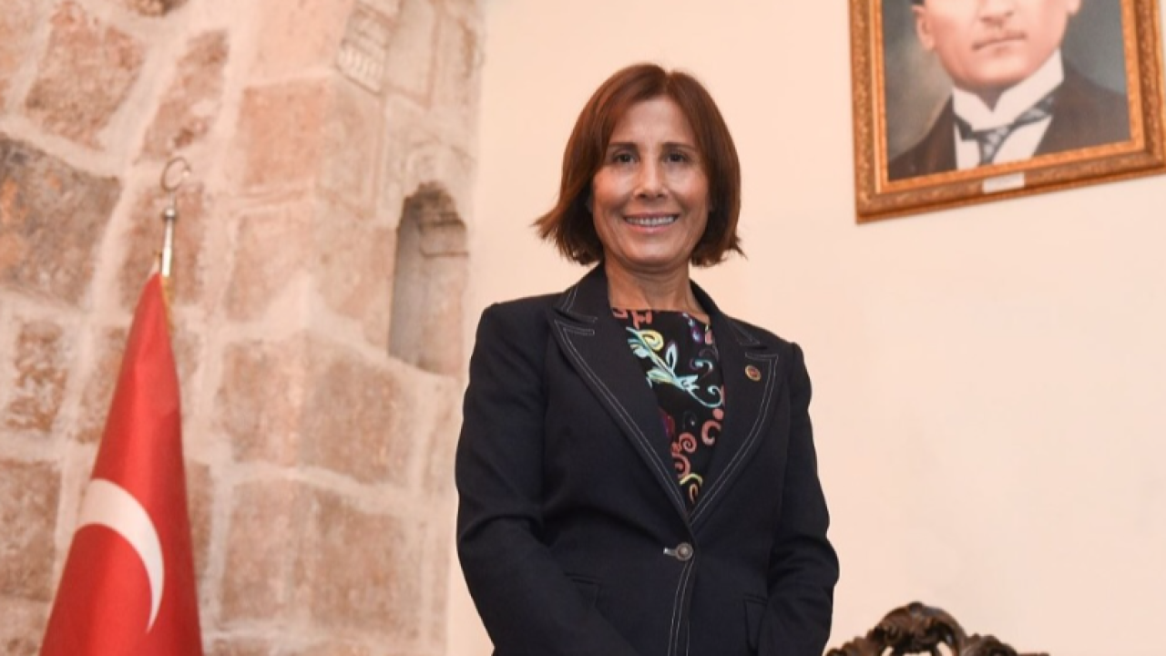 Oya Tekin:''Rüşvet Almadığım İçin Buradayım''