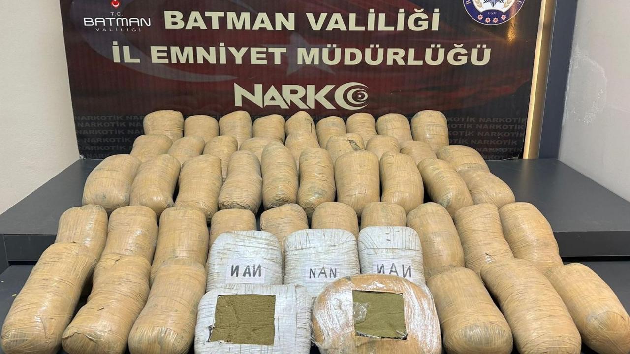 Polisten Nefes Kesen Operasyon:51 Kilogram Uyuşturucu Ele Geçirildi