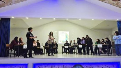 Seyhan İsmet İnönü Kız MTAL'de Kızları Bilgilerini Yarıştırdı