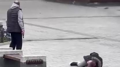 Silahla Vurup, Başında Bekledi!