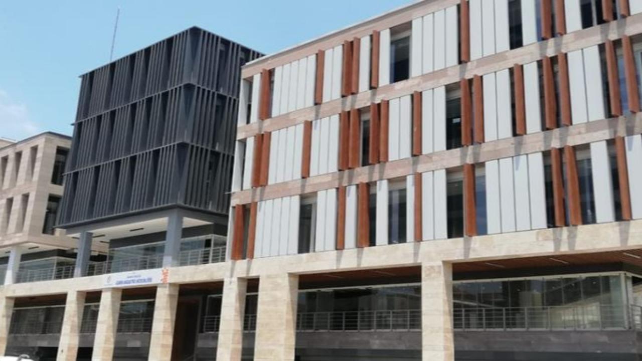 Tapu Müdürlükleri Vatandaşı Canından Bezdiriyor!