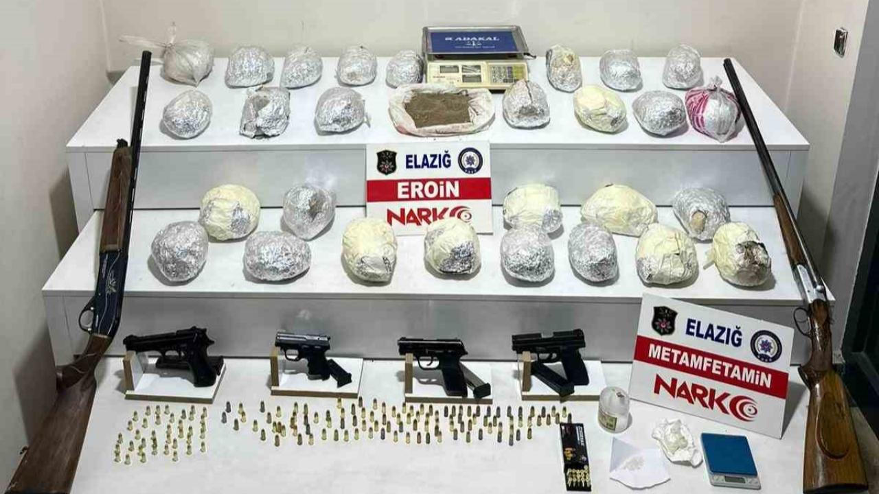 Uyuşturucu Tacirlerine Büyük Darbe:4 Gözaltı