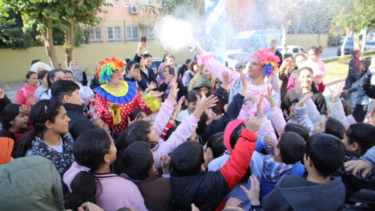 Yüreğir'de Ara Tatil Şenliği:Çocuklar Doyasıya Eğlendi