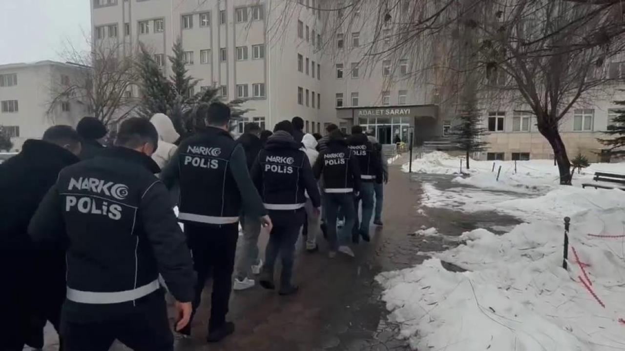Zehir Tacirlerine Operasyon:7 Tutuklama