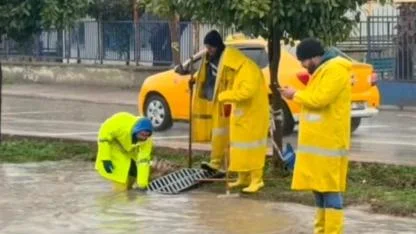 Akın:''Temizlik Süpürgesi İle Kanalizasyon Açıyorlar''