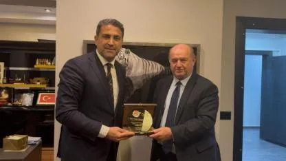 ÇGC’den Hasan Berzan Toprak’a Plaket