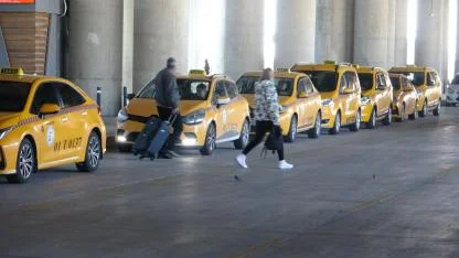Çukurova Uluslararası Havalimanı'nda Taksi Krizi