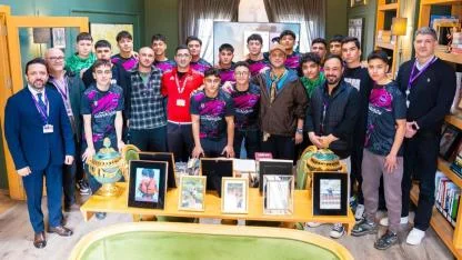 Dr. Gökhan Gündoğdu Şampiyonları Kabul Etti