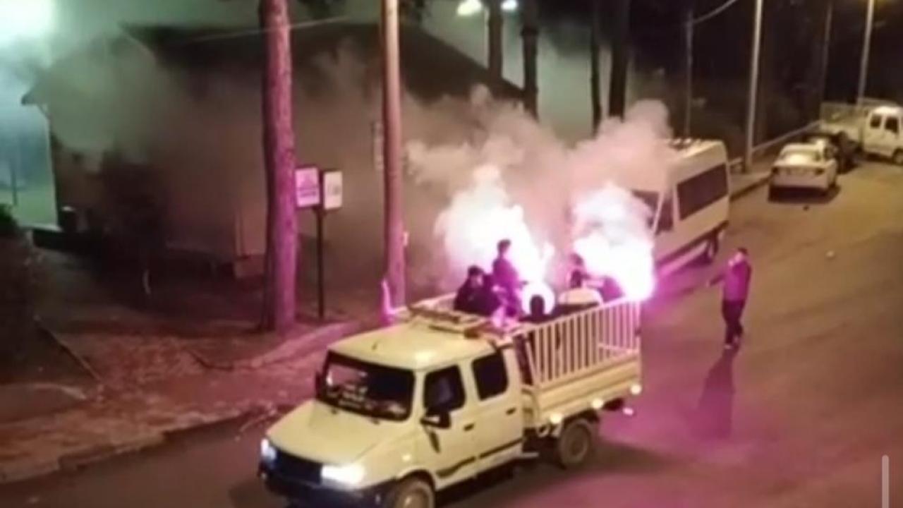 İlk Sahurda Meşaleli Davul Şovu