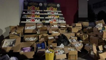 1 Milyon 123 Bin Kaçak İlaç Ele Geçirildi