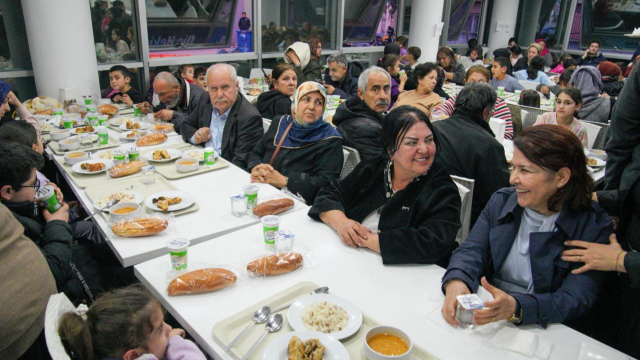 Seyhan'da Birlik ve Kardeşlik Sofrası