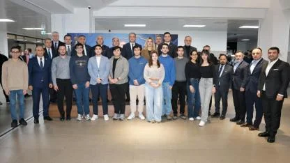 Vali Yavuz Öğrencilerle İftarda Bir Araya Geldi