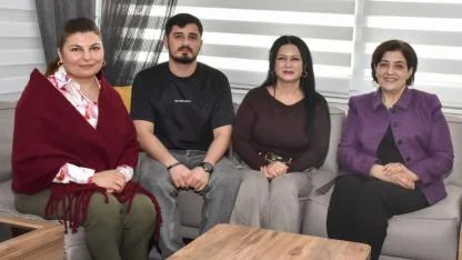 Vali Yavuz'un Eşi Süreyya Yavuz Şehit Ailelerini Ziyaret Etti