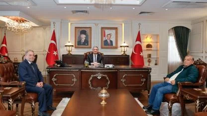 YARIM ASIRDIR ADANA’YA DEĞER KATAN MARKA: ÖLMEZLER ÇANTA