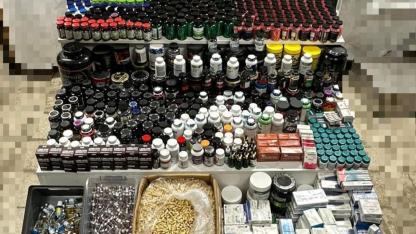 5 Milyonluk Kaçak İlaç ve Gıda Takviyesi Ele Geçirildi