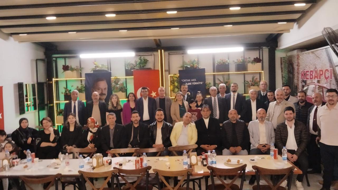 Anahtar Parti Seyhan İlçe Başkanı Çakmak’tan Birlik ve Beraberlik İftarı