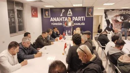 Anahtar Parti Yüreğir’de Teşkilat İftarı