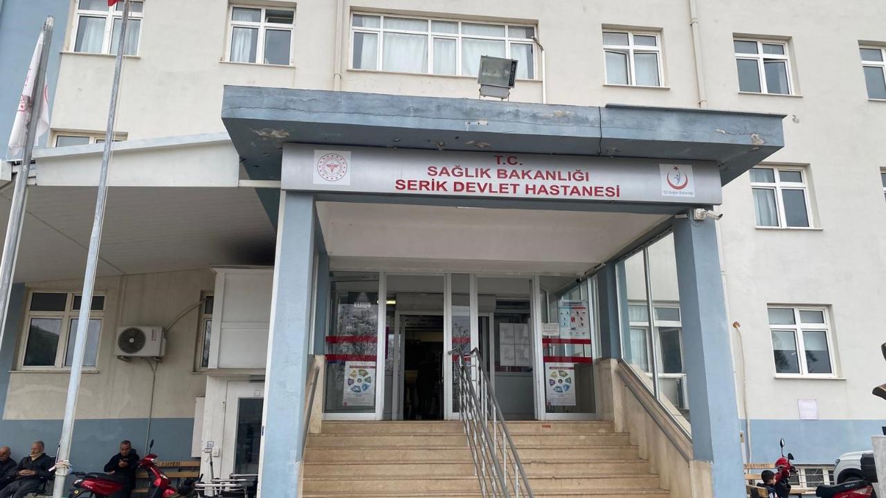 Hasta Yakınları Doktor ve Hemşireye Saldırdı