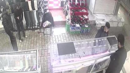 Hoşuna Gittiği İçin Çalmış!